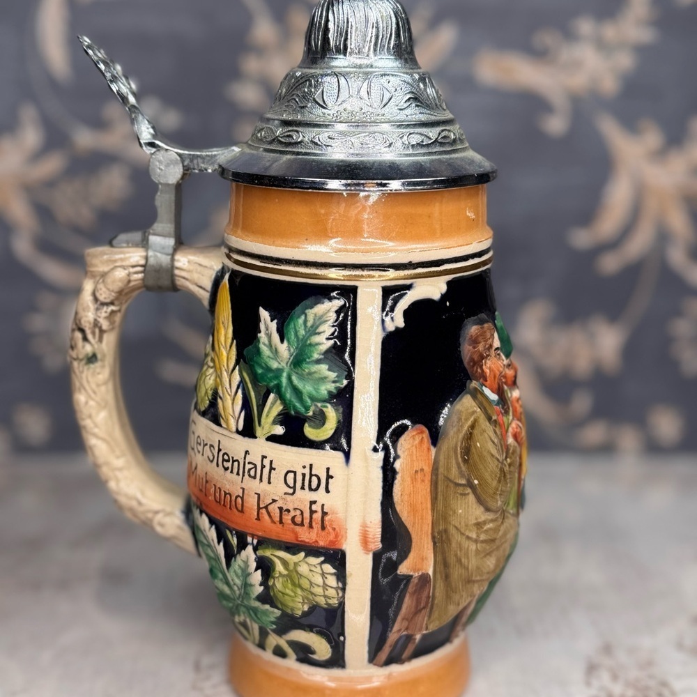 Vintage West German Beer Stein Pewter Lid Tavern Scene Relief Breweriana - Picture 4 of 11